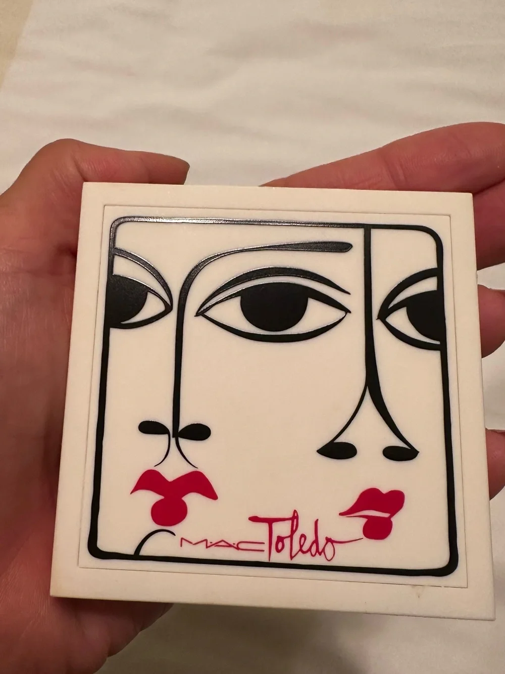 Mac - Toledo collection- Brand New Peach Gradient Powder Blush – Warm Peach Pink